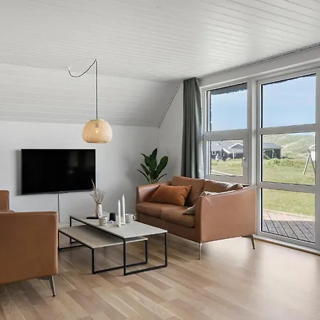 別荘 Beautiful In Harboore With Sauna